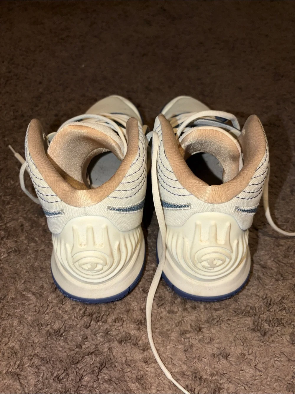 Nike White and Blue Men's Basketball Sneakers